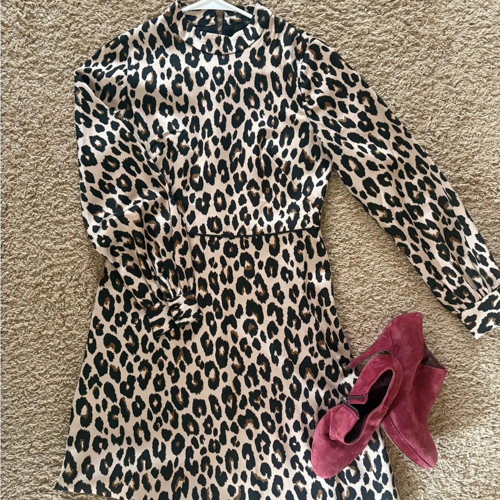 Ann Taylor Black and White Sheath Dress with Bishop Sleeves